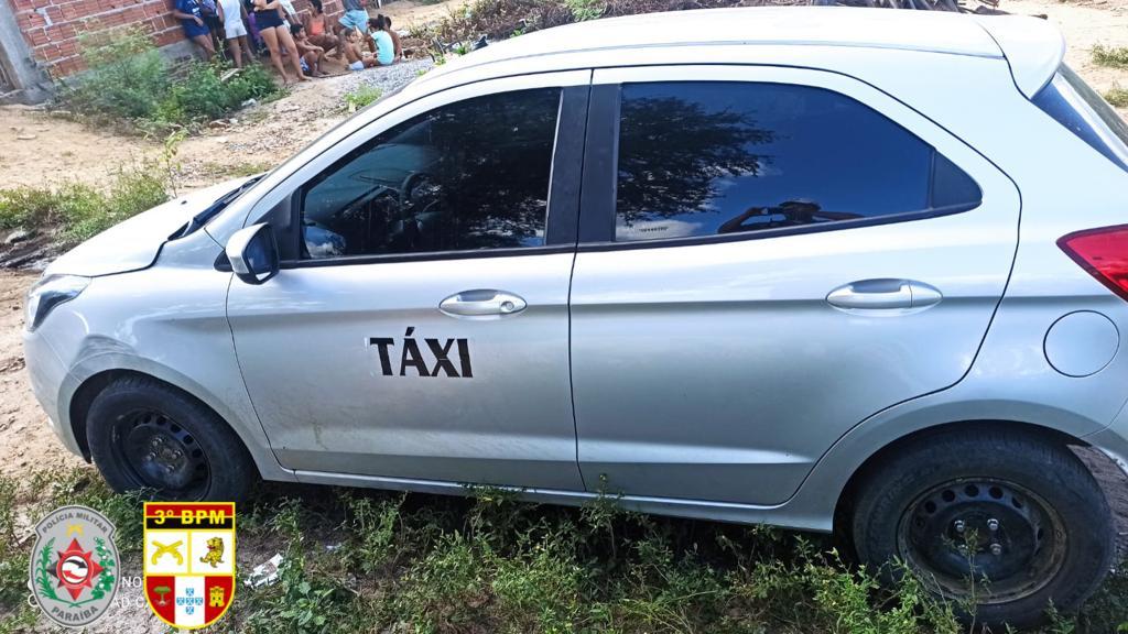 Veículo roubado utilizado em tentativa de homicídio em Malta é encontrado abandonado na manhã desta terça-feira (21) em Patos