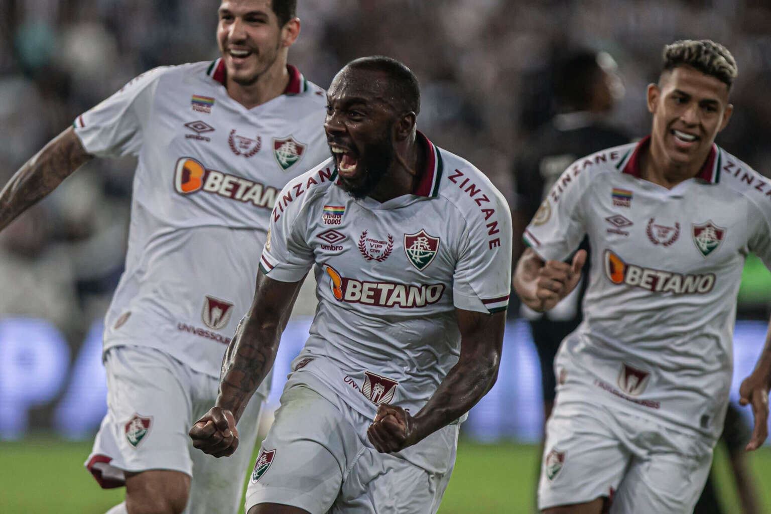 BRASILEIRÃO: São Paulo e Palmeiras empatam e Fluminense se dá bem no clássico carioca