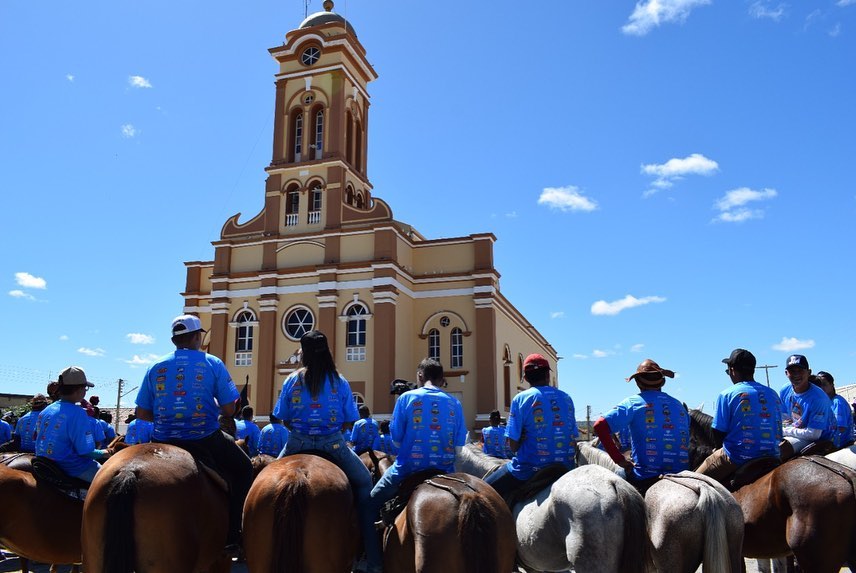 IX Cavalgada acorda São Pedro é realizada em São Mamede-PB