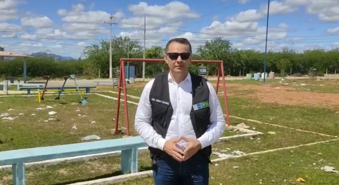 Vereador Josmá Oliveira denuncia abandono no bairro Luar de Angelita e Luar de Carmem Leda, em Patos; Prefeitura se posiciona