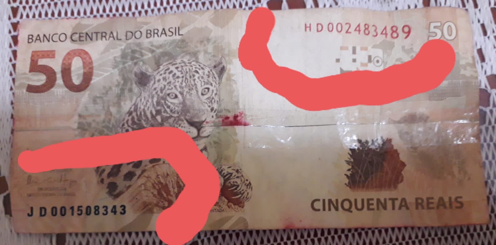 Sargento da PM encontra cédula adulterada circulando em Patos e faz um alerta. Veja  