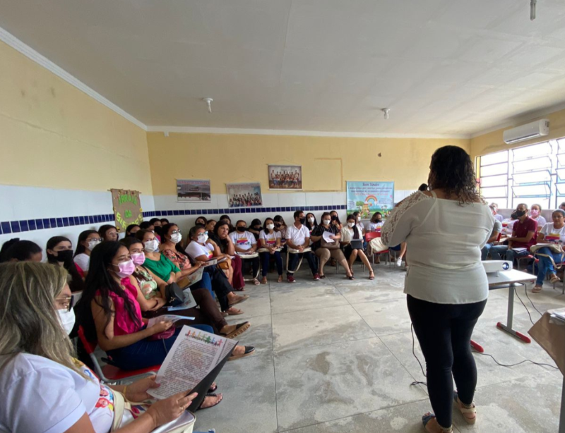 Secretaria de Educação inicia Formação Acadêmica com tema 