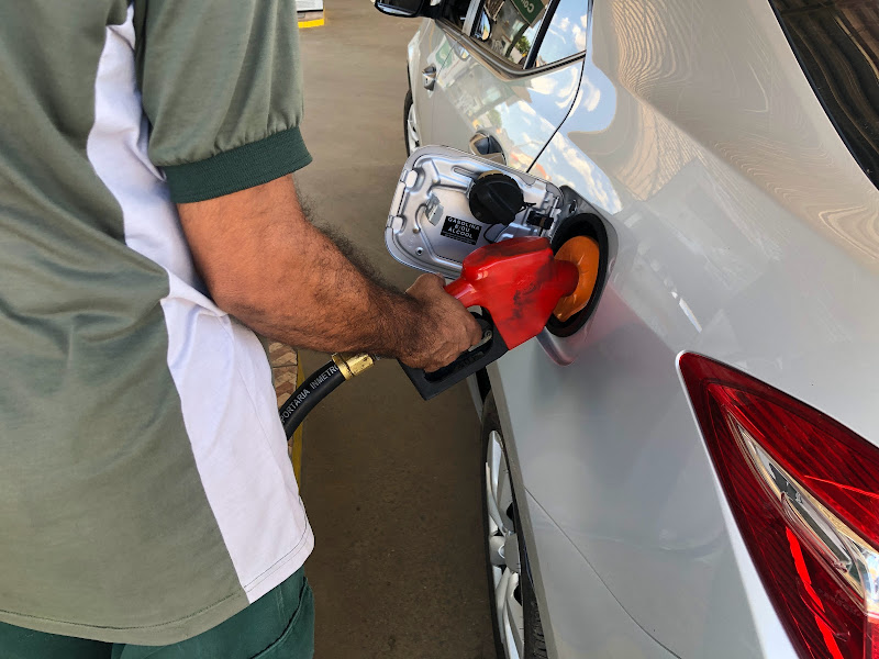 Petrobras reduz preço de venda da gasolina a partir desta quarta-feira (20)
