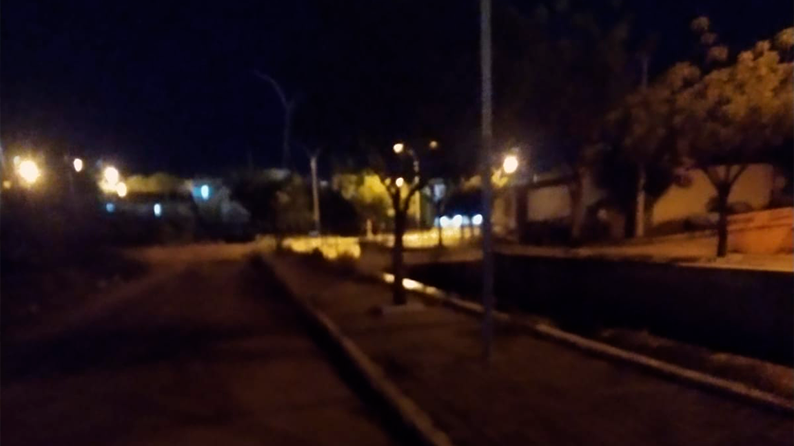 Populares relatam que parte da iluminação do canal do frango encontra-se apagada há meses; coordenador de iluminação explica