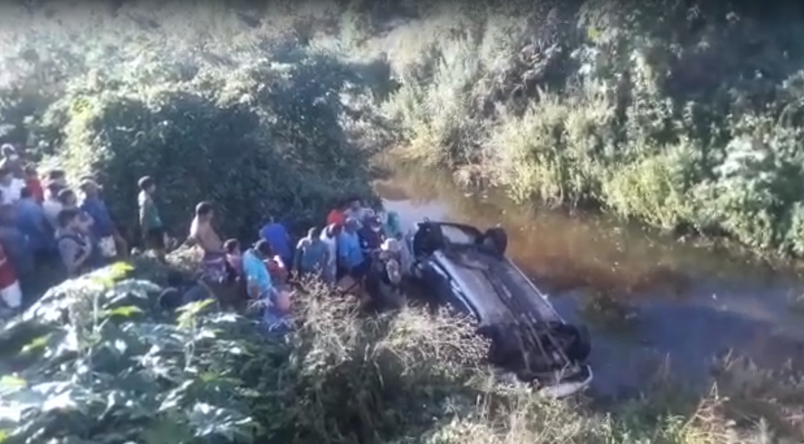 Quatro pessoas morrem em grave acidente registrado na manhã deste sábado (23), em Catingueira. Vídeo