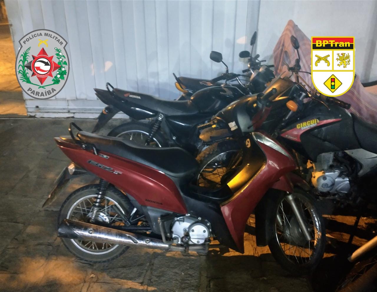 Polícia Militar recupera em Passagem-PB, motocicleta roubada