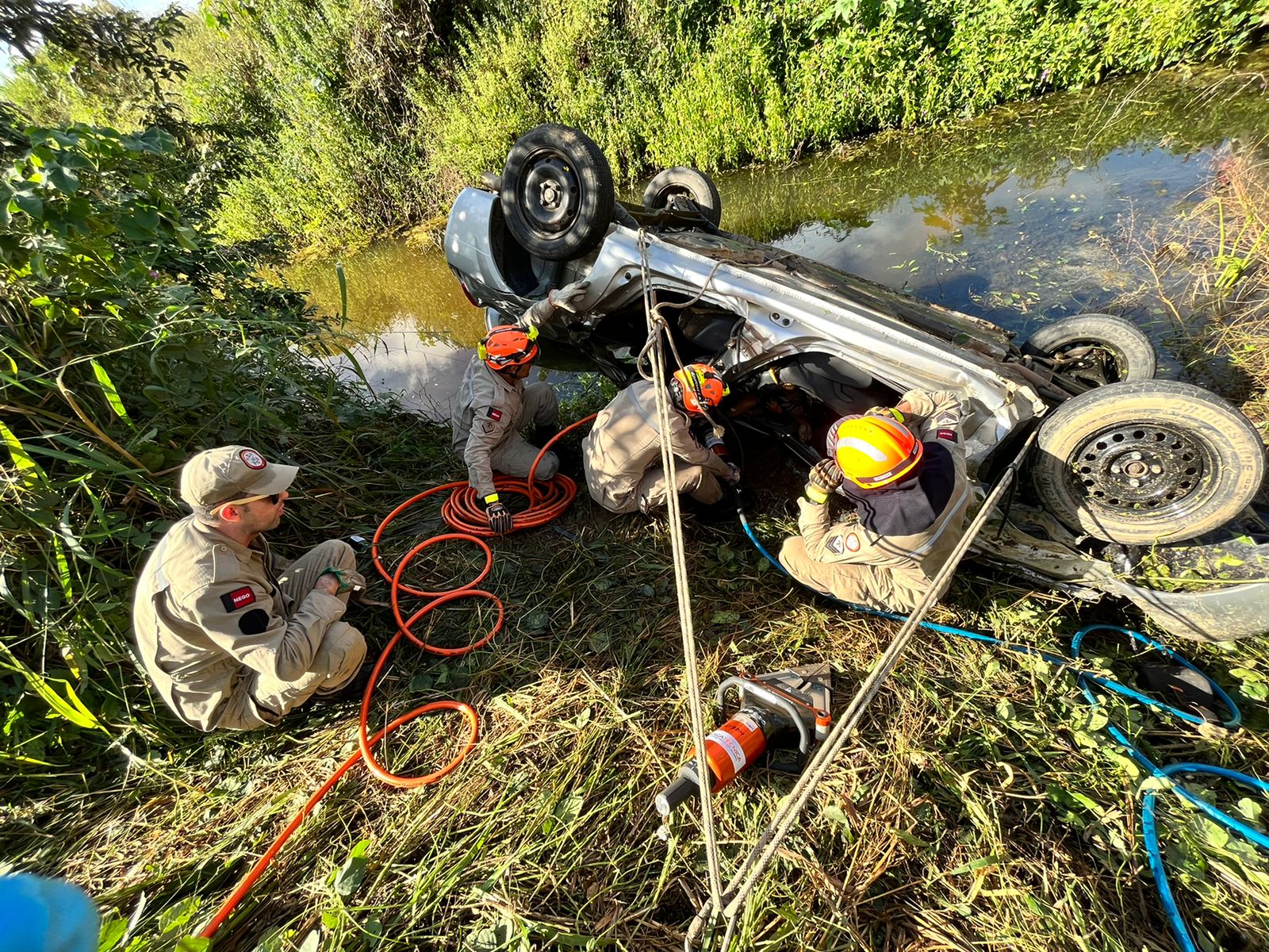 Antes da chegada do Corpo de Bombeiros, 4 vítimas de acidente em Catingueira já estavam sem vida. Ouça