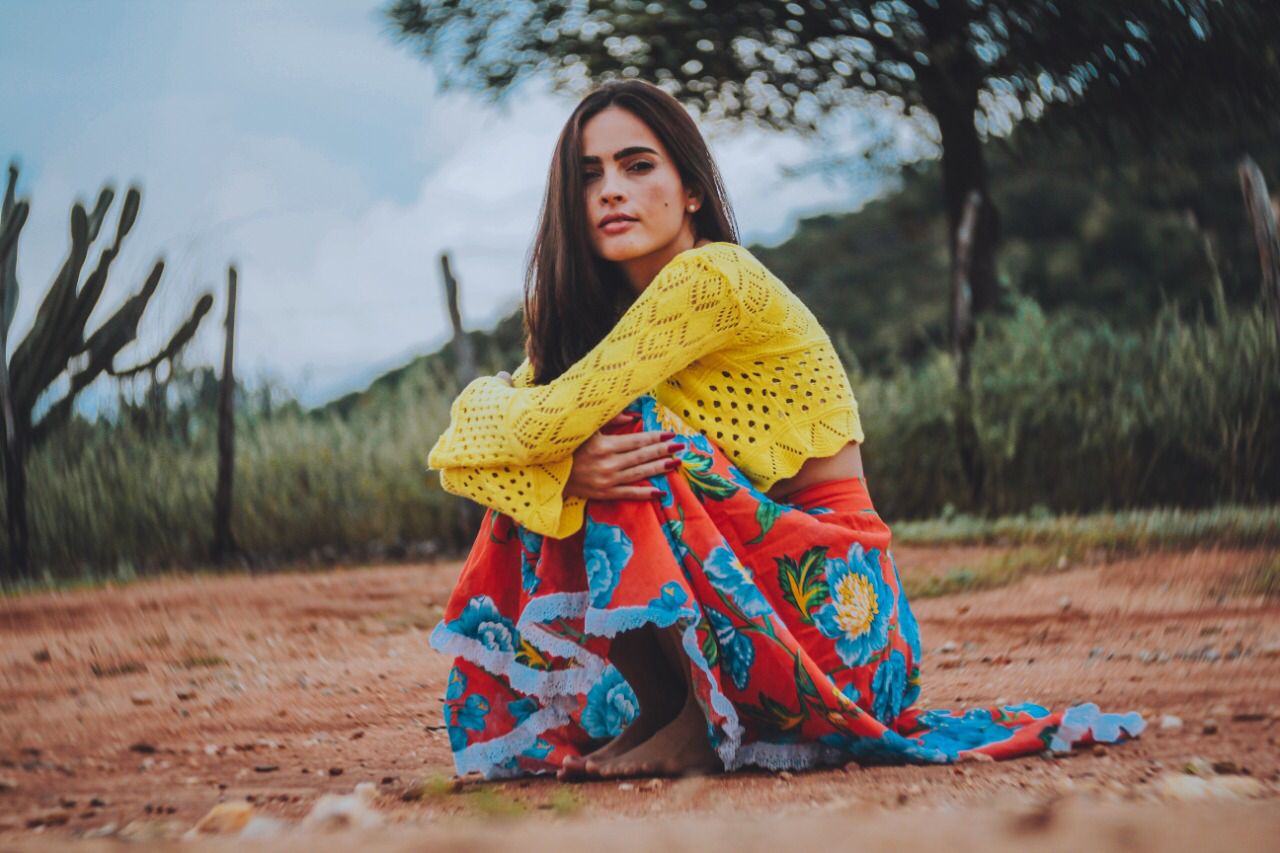 Artista natural de Quixaba compõe música com Chico César e lança seu primeiro Single