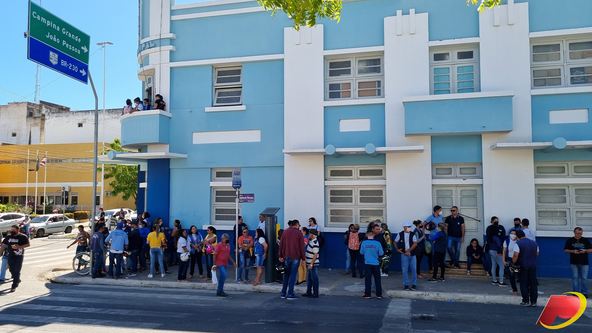 Vereador Zé Gonçalves comenta mobilização realizada por ACSs e ACEs na manhã desta sexta (29), em Patos, e diz que classe poderá entrar em greve por tempo indeterminado. VÍDEO