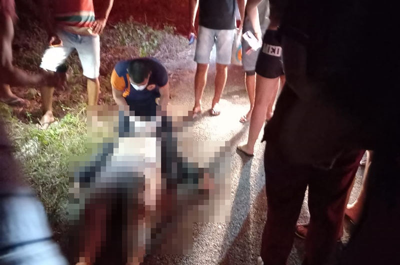 Jovem tem braços quebrados após colidir moto com animal, em Boa Ventura