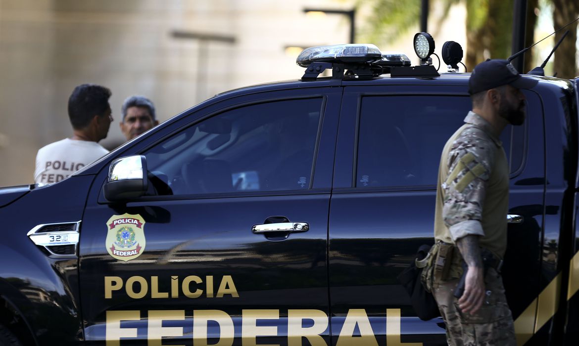 Polícia Federal faz operação na Paraíba contra ‘laranjas’ e desvios que superam os R$ 18 milhões