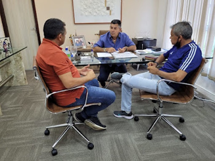 Nova reunião com empresários e dirigentes do Nacional de Patos deram novos encaminhamentos para implantação de SAF