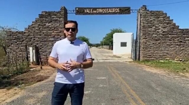 Ramonilson Alves lamenta descaso do Governo da Paraíba com o Vale dos Dinossauros, em Sousa. Veja Vídeo