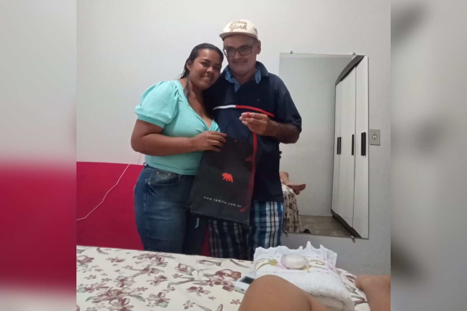 Presente de dia dos pais: Após matéria do Patosonline.com, mulher consegue encontrar seu pai que procurava há anos e reside na cidade de Patos