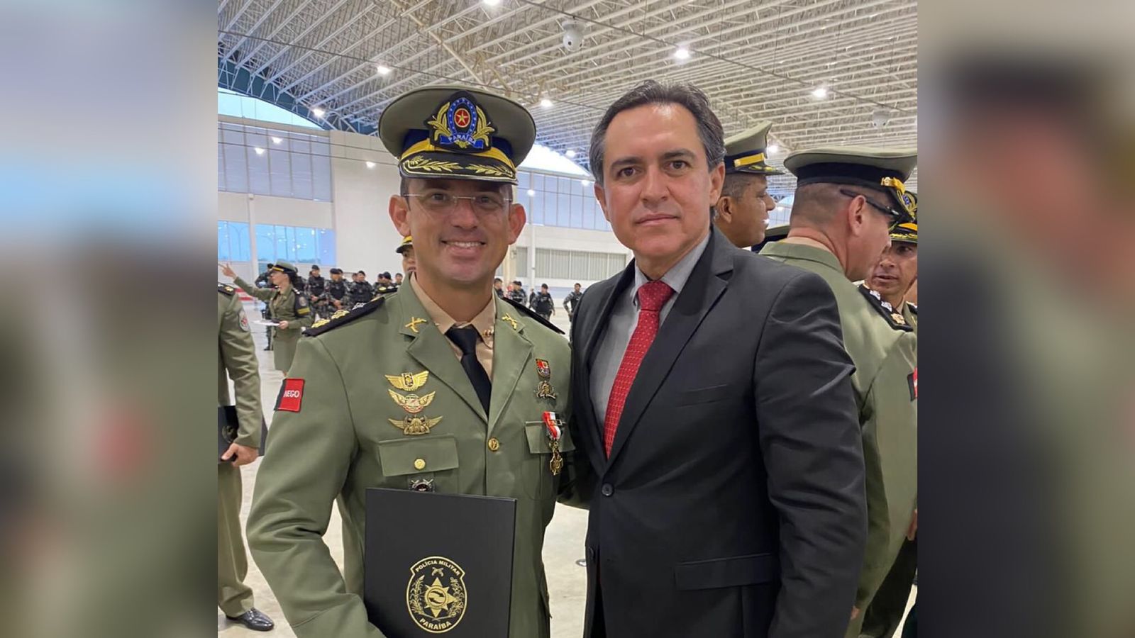 Comandante do 3°BPM, Tenente-Coronel Esaú Lucena, é homenageado com mais alta comenda da Polícia Militar da Paraíba
