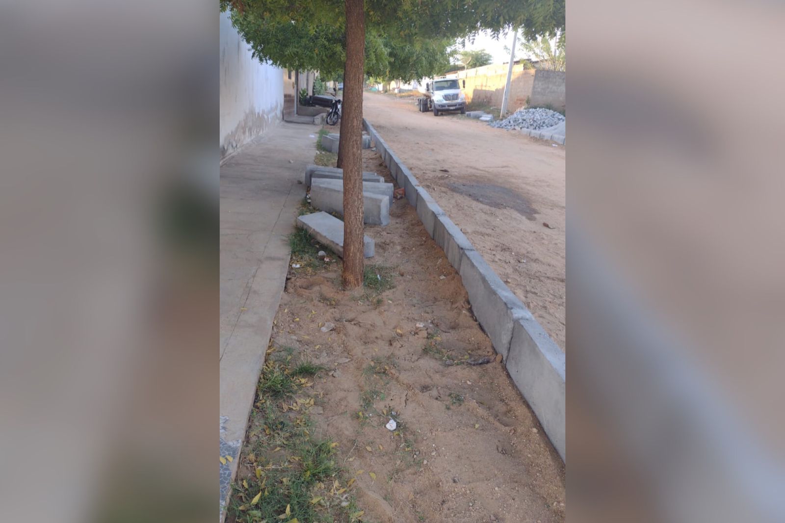 No bairro do Jatobá: moradores da Rua Francisco Paulo Licarião reclamam de pavimentação irregular