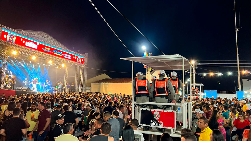 Polícia Militar garante a segurança da última noite de festejos de rua do João Pedro em Cacimba de Areia-PB
