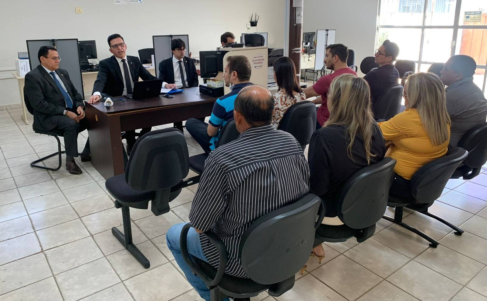 Justiça define suplentes que assumirão vagas dos vereadores cassados de Diamante