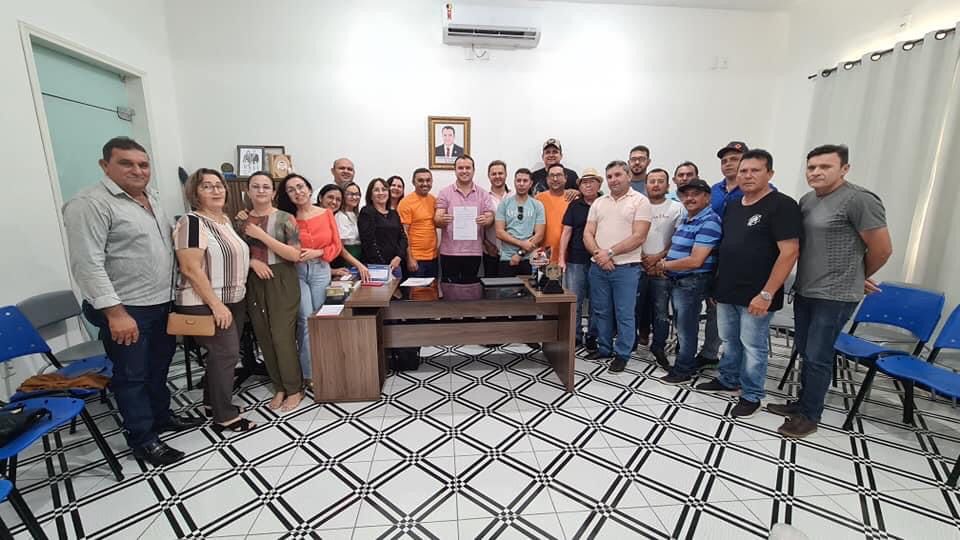 Prefeito Dr. Jefferson autoriza pagamento do novo piso salarial da enfermagem e município de São Mamede é o primeiro do Brasil a pagar nova remuneração da classe