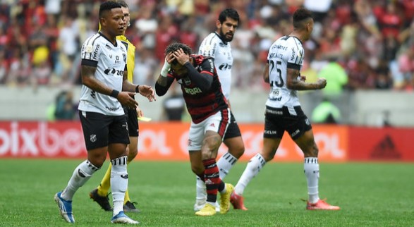 BRASILEIRÃO: Times do G4 vacilam; Botafogo cala Castelão e São Paulo empata