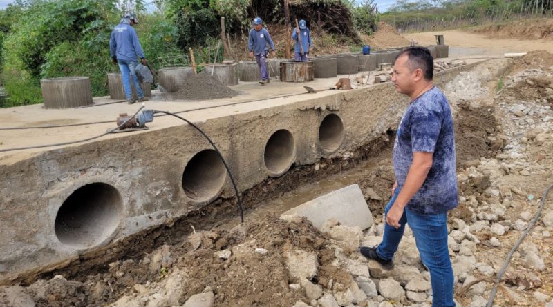 Prefeito de Catingueira, Suélo Félix, inspeciona obras e destaca investimentos no município