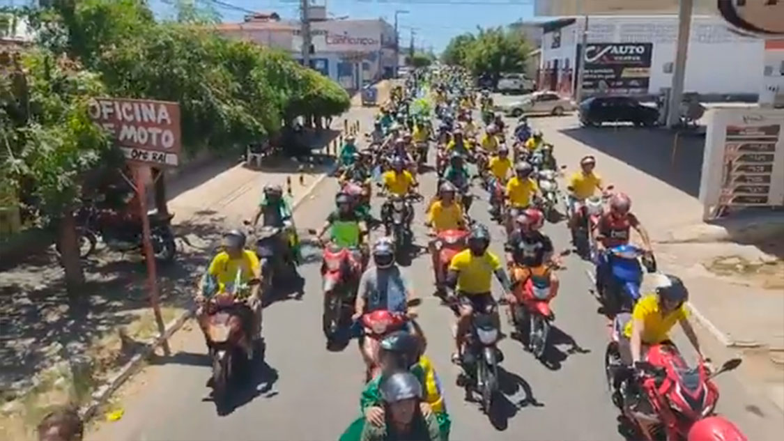 Movimentos sociais ligados à direita, realizaram manifestação pela passagem da Independência do Brasil na manhã desta quarta-feira, em Patos