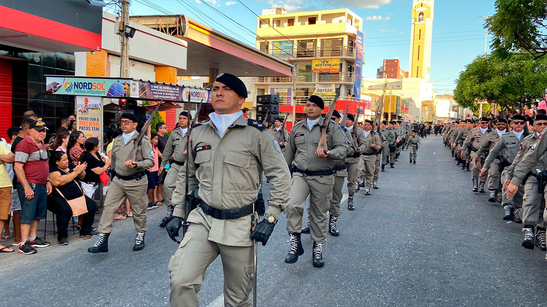 Confira como foi o Desfile de Independência de 2022, em Patos. Veja Reportagem