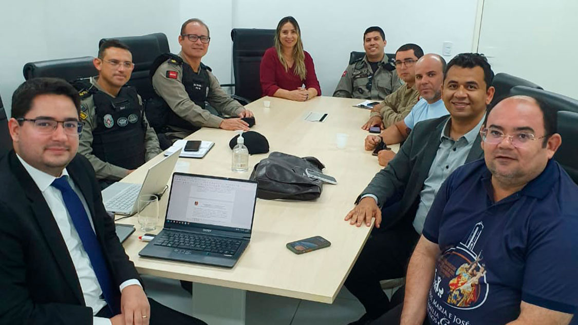 Forças de segurança, órgãos municipais e igreja se unem para planejar ações sobre a festa de setembro