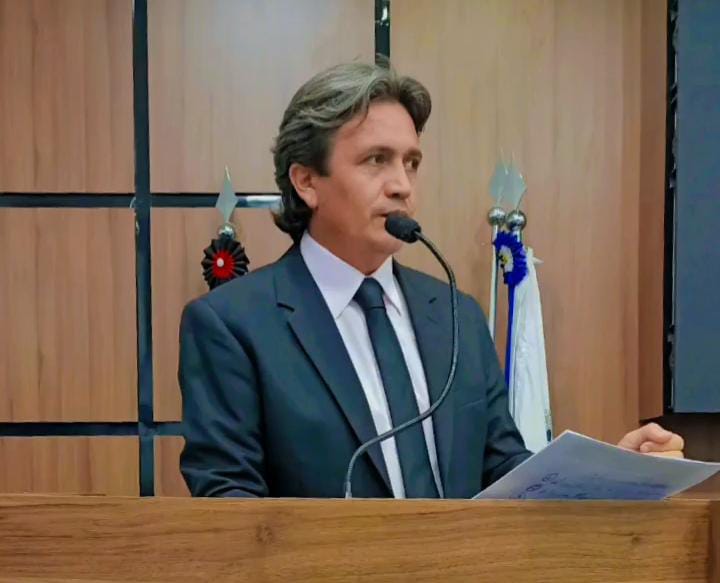 Vereadores pedem esclarecimentos ao procurador do município por barrar emendas a projetos sociais; Prefeitura rebate e diz que não barrou pagamentos