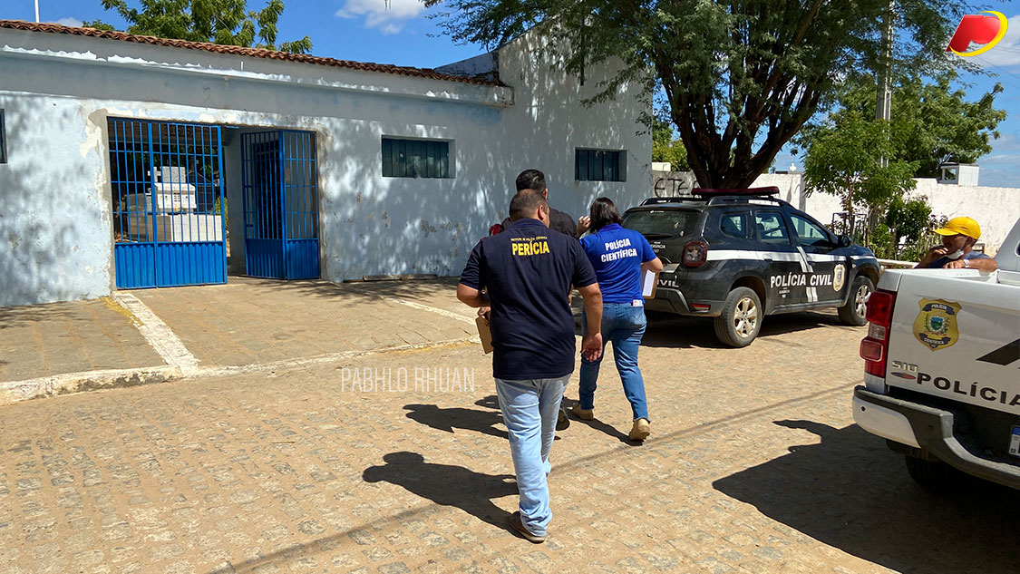 Polícia dá detalhes de caso envolvendo caixão com cadáver incendiado dentro de cemitério em Patos. Veja Reportagem