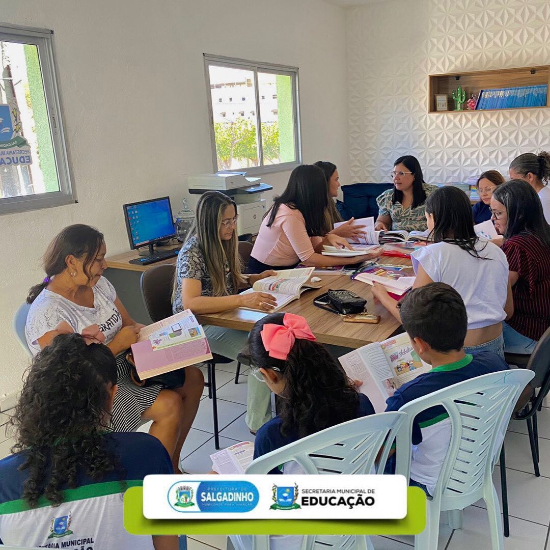 Município de Salgadinho-PB, realiza nesta quinta-feira (15), escolha dos Livros Didáticos para a rede municipal