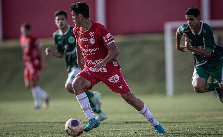 SÉRIE B: Dois duelos diretos na briga contra o rebaixamento