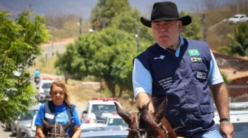No Sertão, ministro Marcelo Queiroga participa de cavalgada nesta segunda-feira (19), durante agenda na Paraíba