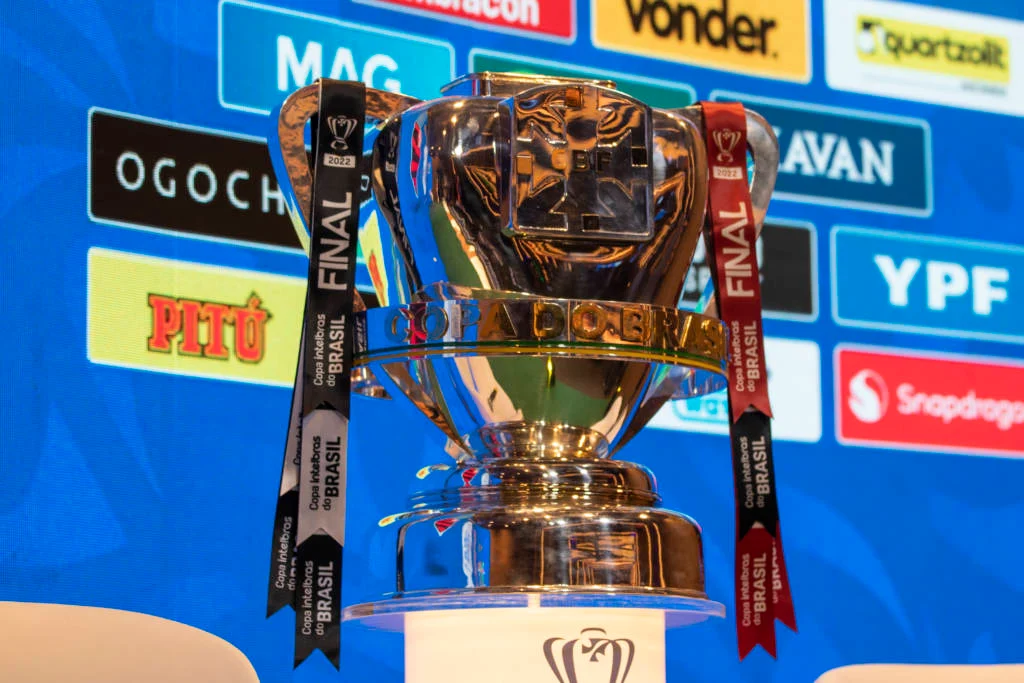 Flamengo decide segundo jogo da Copa do Brasil no Maracanã contra o Corinthians; veja detalhes