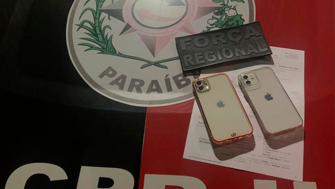 Polícia Militar recupera celulares roubados de estudantes na noite desta terça-feira (20), em Patos