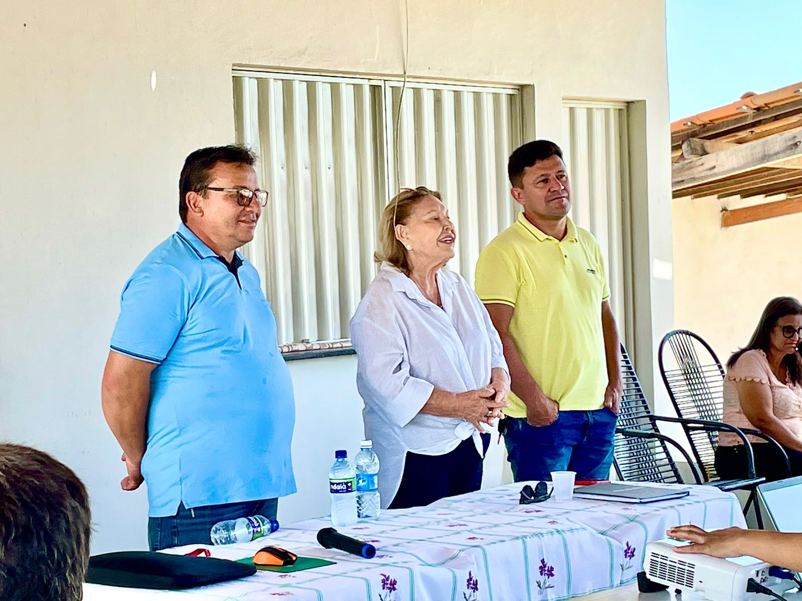 Francisca Motta participa de reunião com pescadores, e cumpre agenda com vereadores e apoiadores em Emas