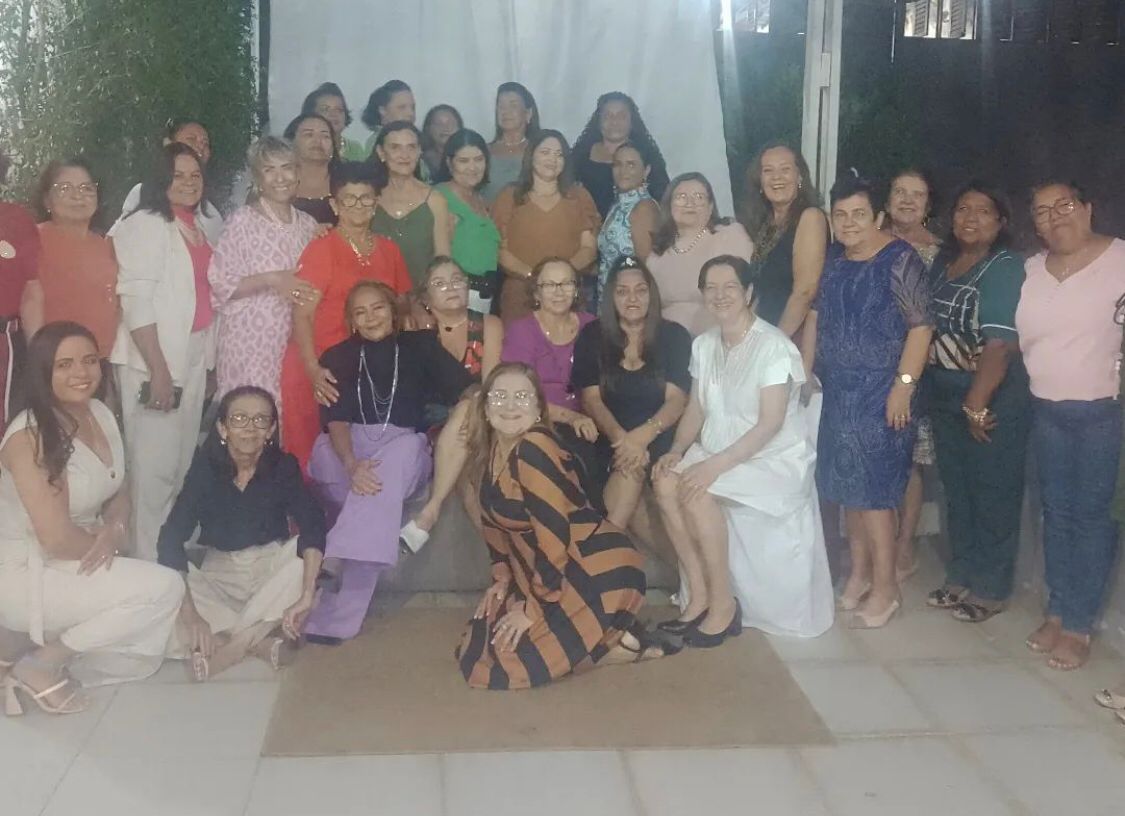 Grupo de Mulheres Amigas Viva a Vida completa 15 anos de atividades e apoio aos portadores de câncer em Patos e região. Ouça