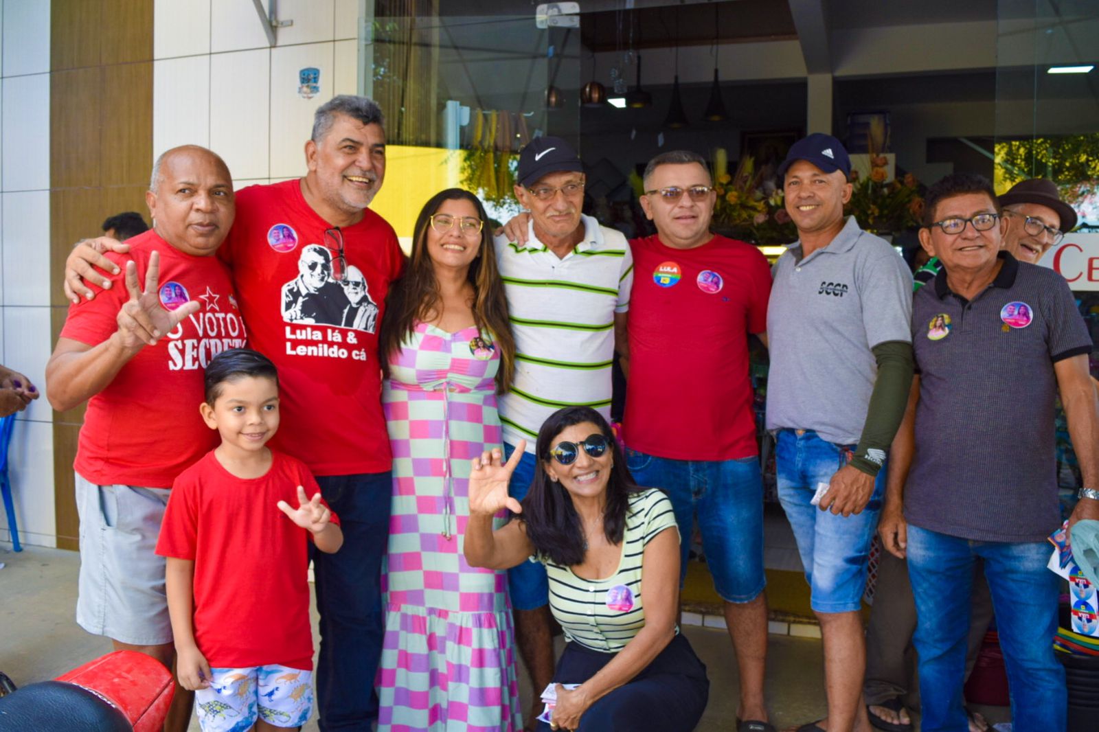 Lenildo Morais faz campanha no Sertão