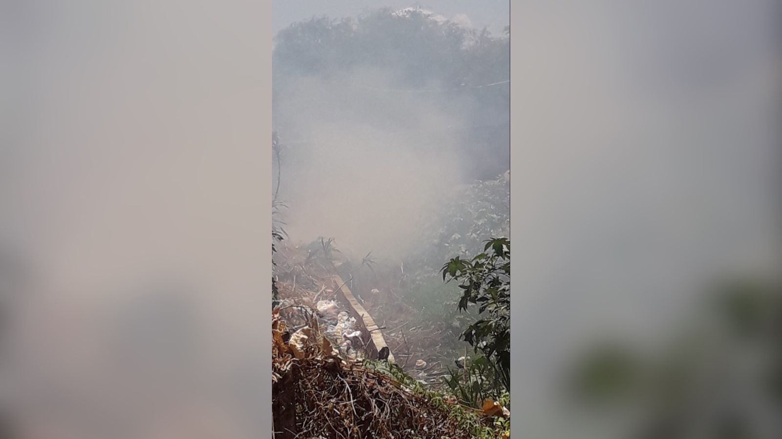 Internauta denuncia incêndio em terreno particular no bairro Novo Horizonte que está prejudicando os moradores