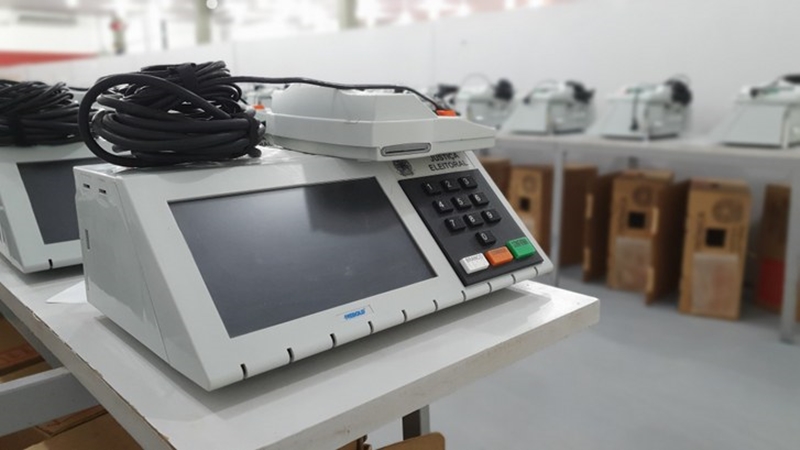 No TRE: Partidos políticos e entidades escolhem Urnas Eletrônicas para auditagem das eleições neste sábado (01)