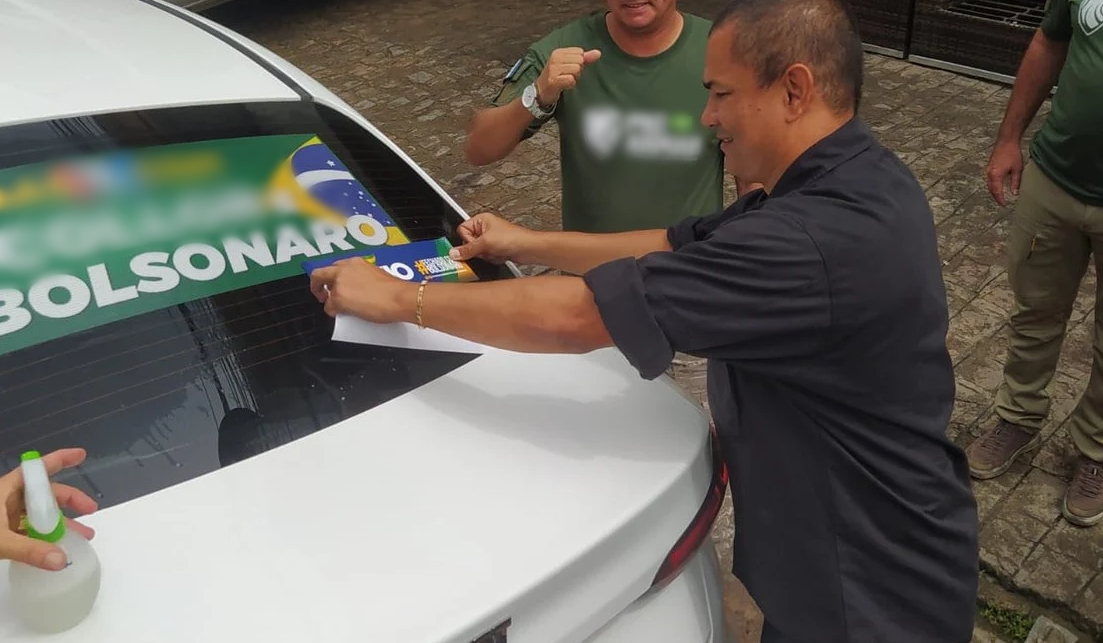 Primeiras movimentações para o segundo turno ocorrerão em Patos. Adesivaço Pró-Bolsonaro é marcado para esta quarta-feira (12) 