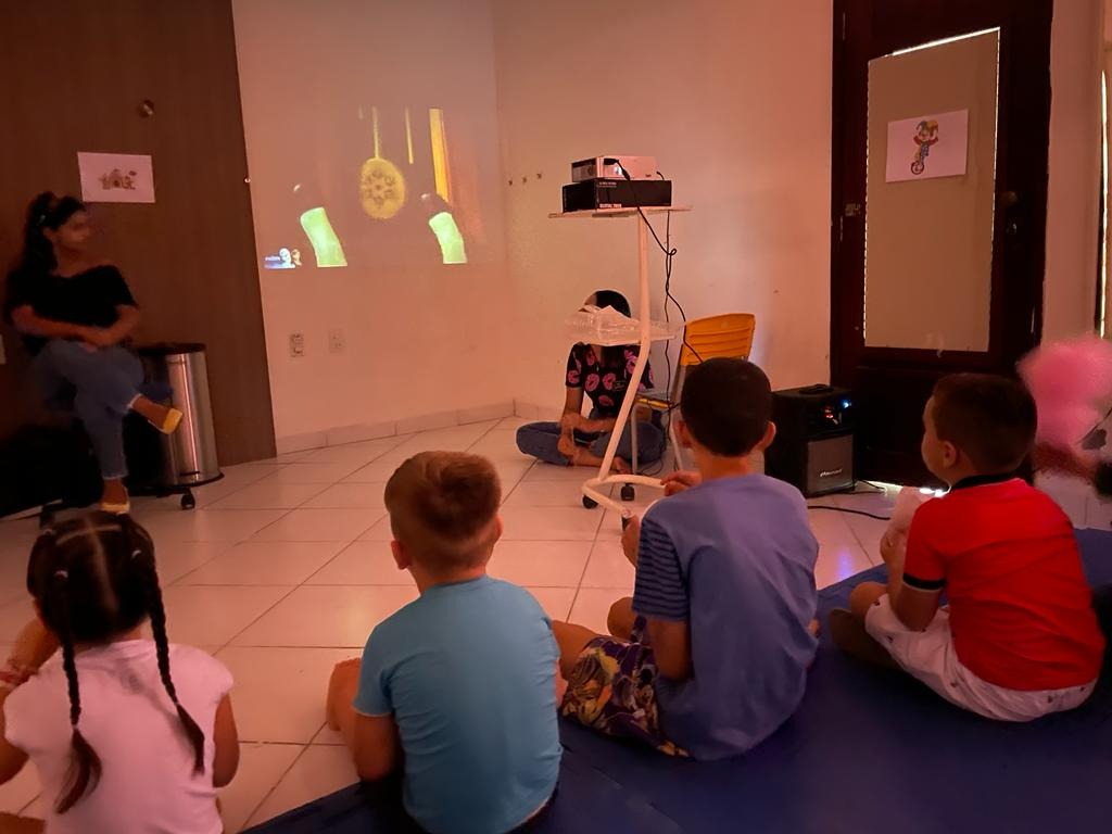 CER II de Patos promove semana da criança com brincadeiras e oficinas terapêuticas