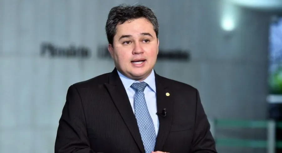 Efraim Filho diz que irregularidades contra a propaganda de Bolsonaro em rádios poderá provocar desdobramentos contra TSE