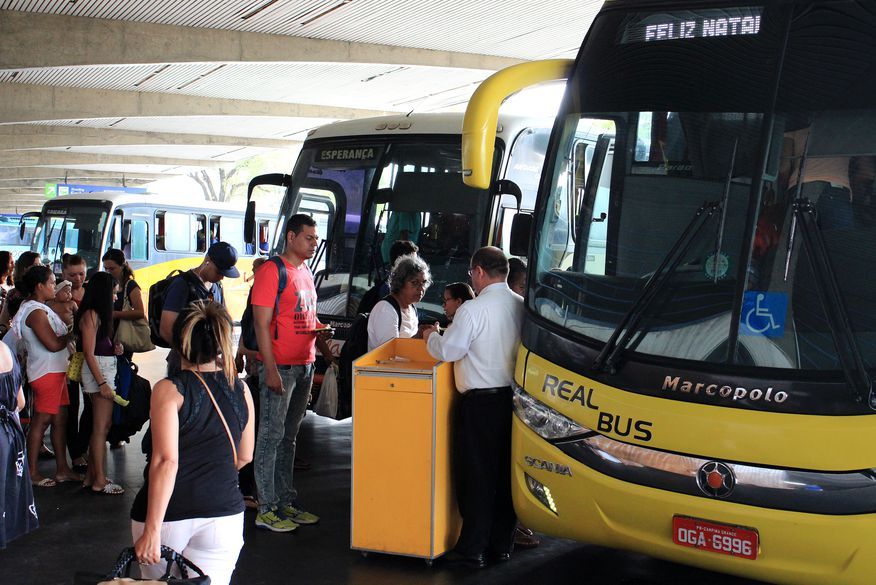 Eleitores da Paraíba terão transporte gratuito em vans para cidades sem linhas de ônibus intermunicipais