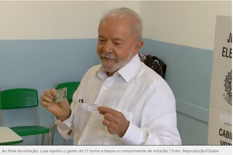 Lula vota em São Bernardo do Campo