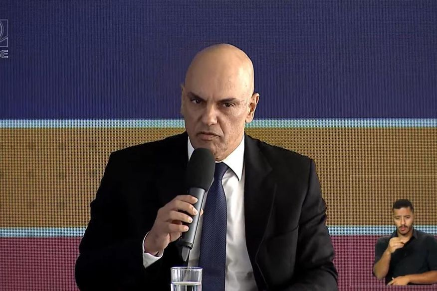 Em coletiva de imprensa, Alexandre de Moraes diz que operações da PRF não impediram eleitores de votar