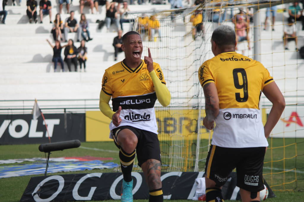 SÉRIE B: Criciúma e Sampaio Correia encerram a temporada com vitória