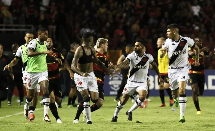 Sport é punido pelo STJD, e Vasco ganha os pontos do jogo que terminou com confusão na Ilha do Retiro