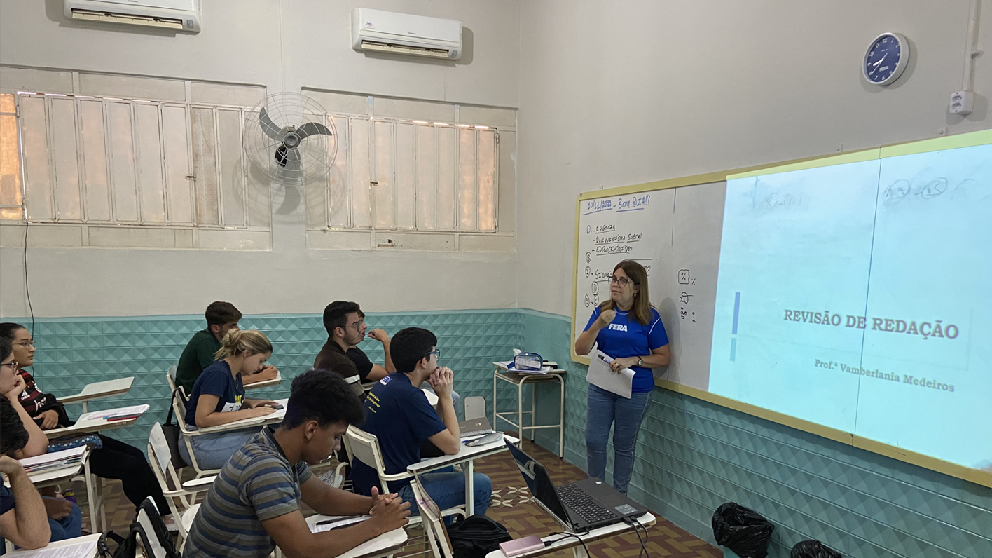 Estudantes patoenses intensificam estudos para o primeiro dia de prova do Enem que acontecem no próximo domingo (13). Veja Vídeo