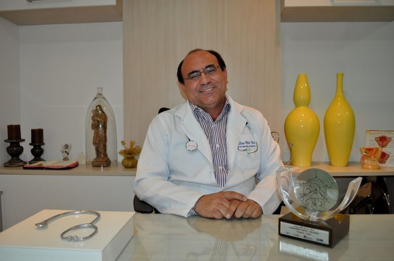 Médico urologista, Dr. Eliseu, afirma que casos de câncer de pênis são recorrentes na região de Patos. Ouça